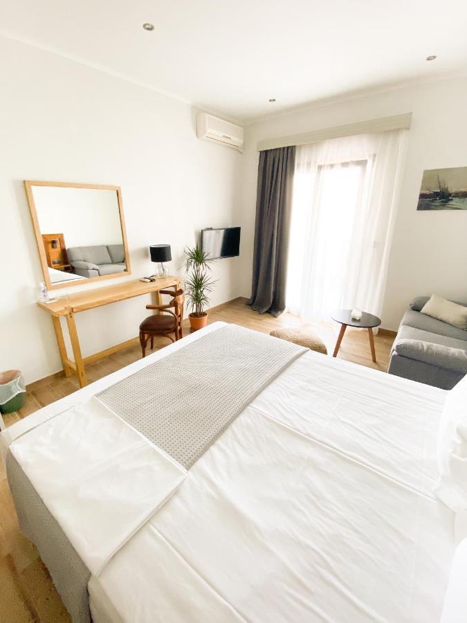 Eleni'S Sea View Adults Only Pefkochori Bagian luar foto