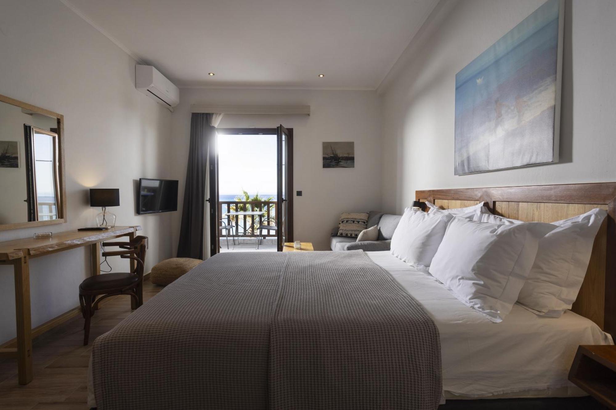 Eleni'S Sea View Adults Only Pefkochori Bagian luar foto