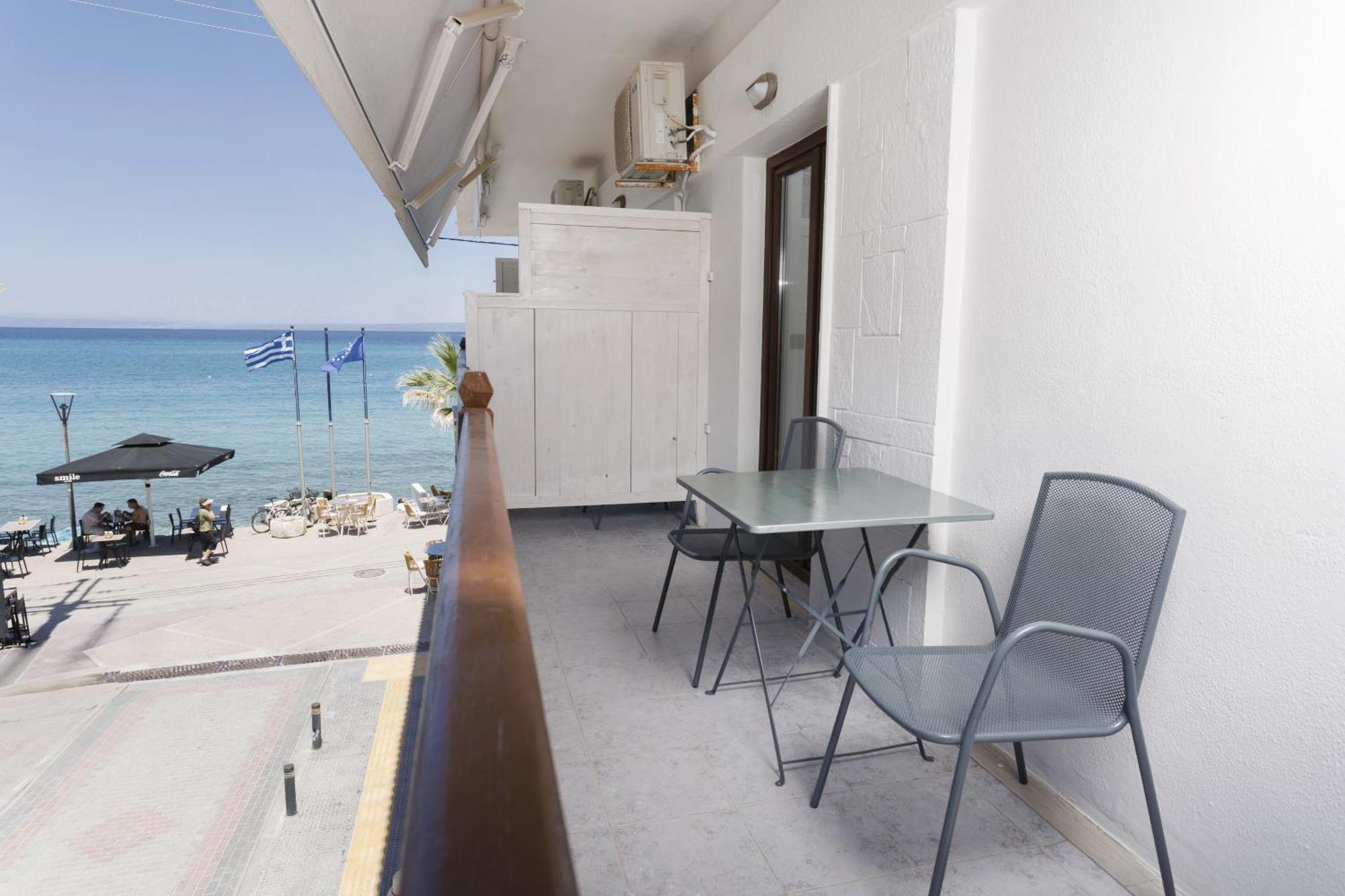 Eleni'S Sea View Adults Only Pefkochori Bagian luar foto